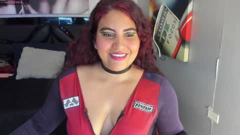 Snapshot of sara_bdsm chatting on 07-19-26, 05:05 sara_bdsm online show from 07-19-26, 05:05