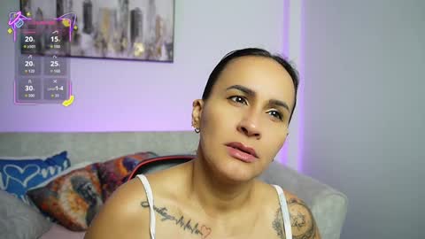 Snapshot of sara_charmy chatting on 09-16-25, 11:22 online show from 09-16-25, 11:22