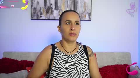 Snapshot of sara_charmy chatting on 11-13-25, 11:09 online show from 11-13-25, 11:09