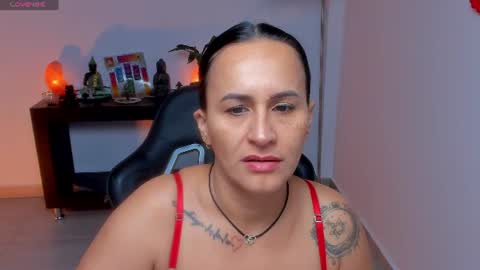 Snapshot of sara_charmy chatting on 07-04-26, 10:54 online show from 07-04-26, 10:54
