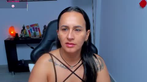 Snapshot of sara_charmy chatting on 07-12-26, 11:12 online show from 07-12-26, 11:12