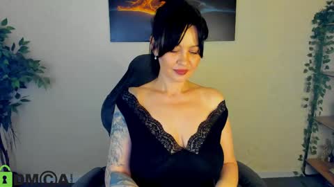 Snapshot of sara_devills chatting on 05-02-26, 12:59 Sara online show from 05-02-26, 12:59