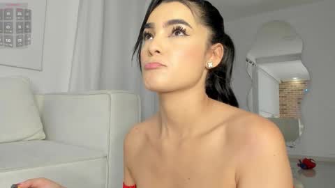 sara online show from 01-12-26, 03:45