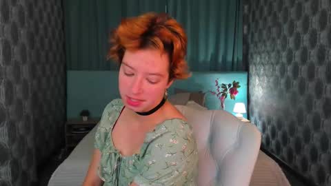 Snapshot of sara_frayy chatting on 09-14-25, 01:38 Sarah online show from 09-14-25, 01:38