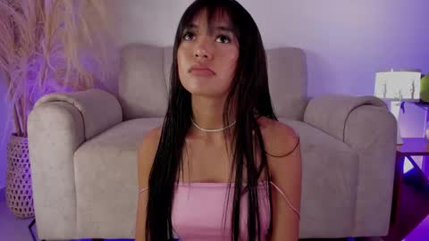 Snapshot of sara_gwen chatting on 10-14-25, 01:17 S A R A online show from 10-14-25, 01:17