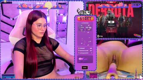 Snapshot of sara_hil chatting on 12-10-24, 01:54 Sara online show from 12-10-24, 01:54