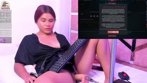 Snapshot of sara_hil chatting on 12-31-24, 08:15 Sara online show from 12-31-24, 08:15