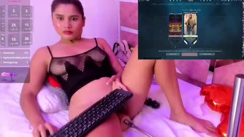 Snapshot of sara_hil chatting on 02-27-25, 11:48 Sara online show from 02-27-25, 11:48