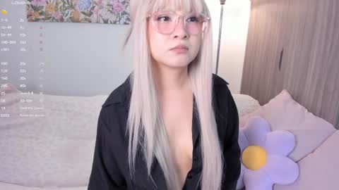 Sara  new account  give me thomb up  Follow me   help me reach 15k followers again   online show from 09-23-25, 12:02