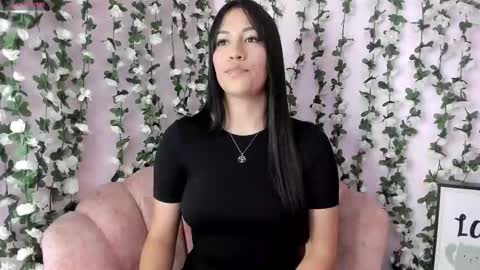 Sara  online show from 10-23-25, 10:08