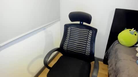 sarah  LIZCANO....... online show from 03-09-26, 10:30