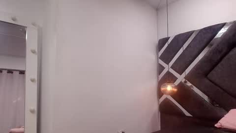 Snapshot of sara_lopee1 chatting on 09-30-25, 11:59 sara_lopee1 online show from 09-30-25, 11:59