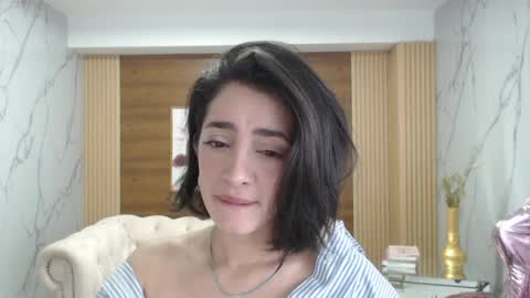 Snapshot of sara_lopez_s chatting on 04-07-26, 01:33 Sara online show from 04-07-26, 01:33