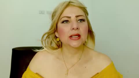 katiasupreme online show from 01-19-25, 12:17