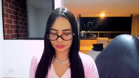 Sara online show from 03-29-26, 03:39