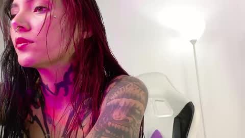 Sara online show from 04-23-26, 02:30