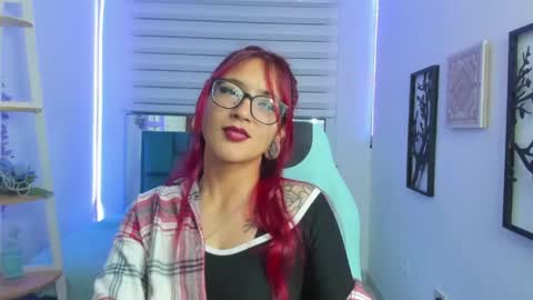 sara_red_x online show from 06-08-26, 03:18