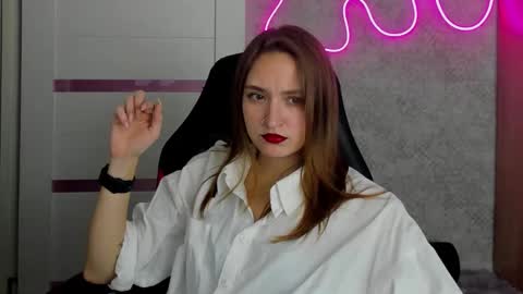 Snapshot of sara_rossse chatting on 10-13-25, 08:09 Sara online show from 10-13-25, 08:09