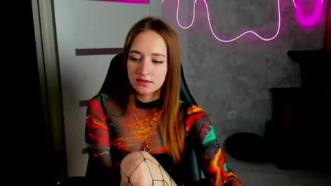 Sara online show from 04-27-26, 09:24