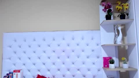 sara_salgado online show from 10-27-25, 11:14