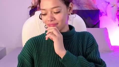 sara  online show from 10-29-25, 03:47