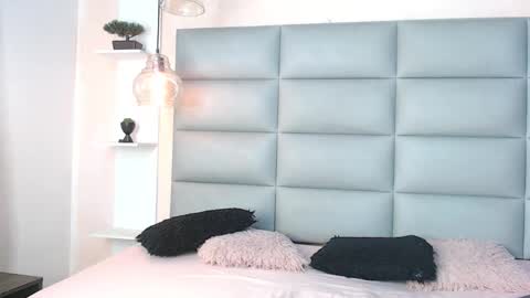 Snapshot of sara_shayk chatting on 12-03-25, 07:23 sara_shayk online show from 12-03-25, 07:23