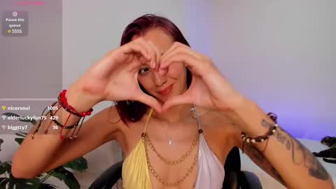 Sara online show from 01-29-25, 06:18