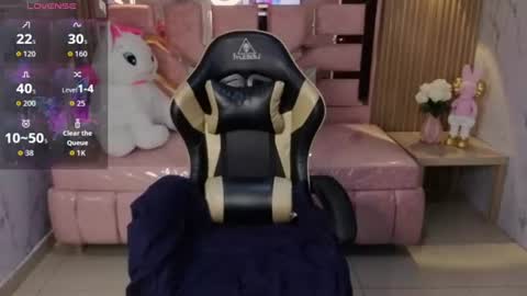 Sara T. online show from 06-26-26, 03:11