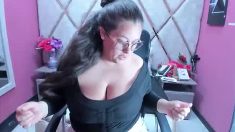 sara_thonson_ online show from 03-14-26, 04:40