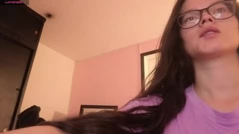 sara_valderrama_ online show from 06-04-26, 02:12