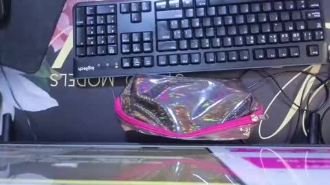 sara_valderrama_ online show from 06-05-26, 12:44