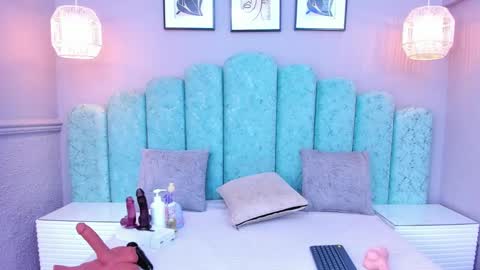 Snapshot of sara_vanegas1 chatting on 01-28-25, 06:07 Sara online show from 01-28-25, 06:07