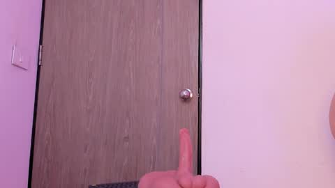 Sara  online show from 04-14-26, 07:09