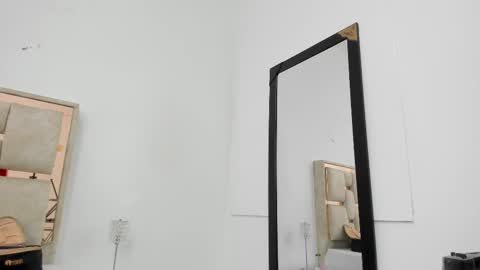 sara online show from 02-15-25, 03:31