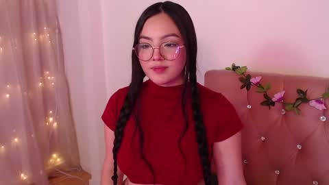 Snapshot of saraa_swett chatting on 01-22-25, 01:42 online show from 01-22-25, 01:42