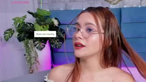 Snapshot of saraalvarezx chatting on 07-09-26, 03:21 Sara Alvarezx online show from 07-09-26, 03:21
