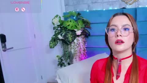 Snapshot of saraalvarezx chatting on 07-17-26, 03:02 Sara Alvarezx online show from 07-17-26, 03:02