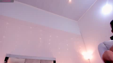 Snapshot of saraandstiven chatting on 03-04-25, 03:11 Sara And Stiven online show from 03-04-25, 03:11