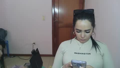 Sara online show from 11-27-25, 06:21