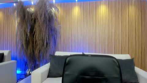 Sara  Everyday From 1430 to 2130 Col Time online show from 01-05-25, 11:48