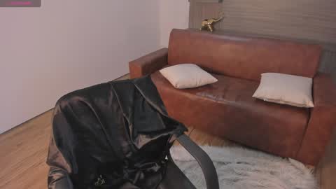 Sara  Everyday From 1430 to 2130 Col Time online show from 01-07-25, 09:35