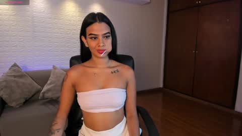 Sara  Everyday From 1430 to 2130 Col Time online show from 02-01-25, 06:51