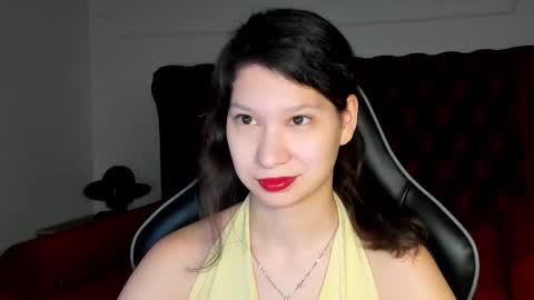 Snapshot of saradenars chatting on 11-24-25, 05:18 SaraDenars online show from 11-24-25, 05:18