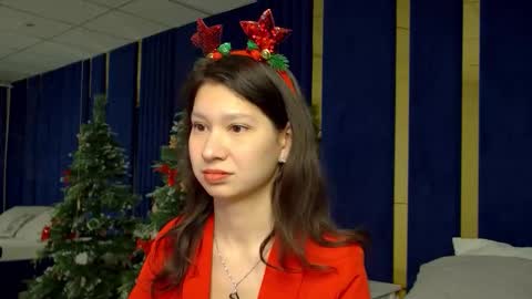 Snapshot of saradenars chatting on 12-15-25, 05:23 SaraDenars online show from 12-15-25, 05:23