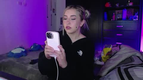 saradiazxxx online show from 03-16-26, 05:02