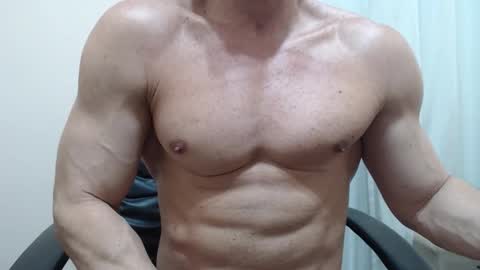 Snapshot of saradorj92 chatting on 10-20-25, 05:35 saradorj92 online show from 10-20-25, 05:35