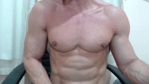 Snapshot of saradorj92 chatting on 10-26-25, 12:05 saradorj92 online show from 10-26-25, 12:05