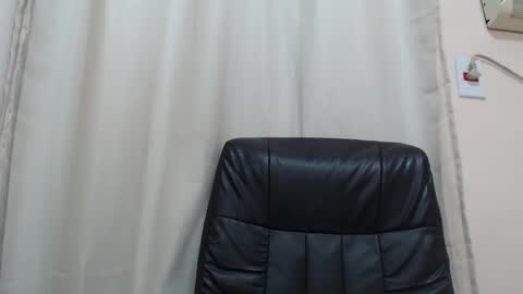 Snapshot of saradorj92 chatting on 11-03-25, 09:05 saradorj92 online show from 11-03-25, 09:05