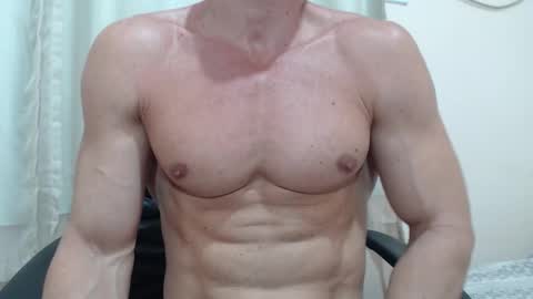 Snapshot of saradorj92 chatting on 11-15-25, 05:27 saradorj92 online show from 11-15-25, 05:27