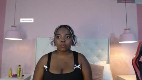 Snapshot of saradunss chatting on 09-28-25, 06:57 saradunss online show from 09-28-25, 06:57